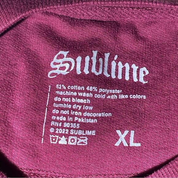 Sublime Graphic Crewneck Thin Maroon Raw Hem Cropped - Picture 3 of 3